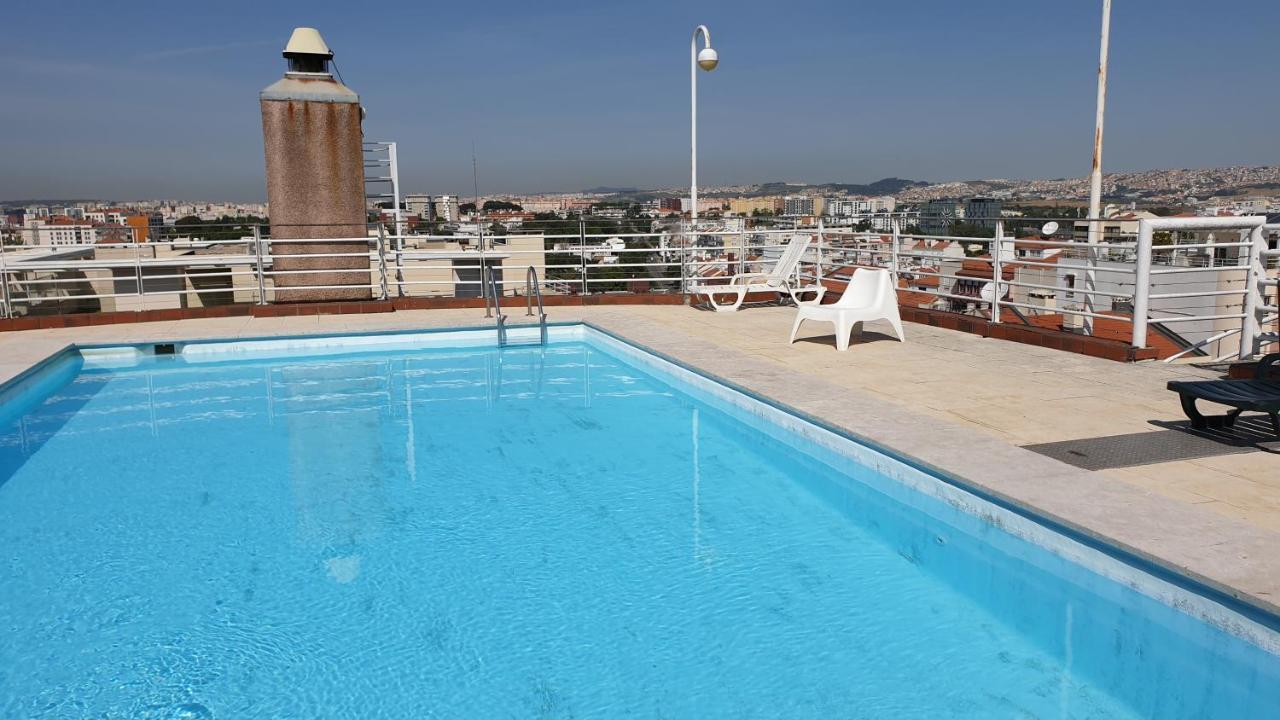 Apart Lisbon Pool Metro Garage Exterior foto